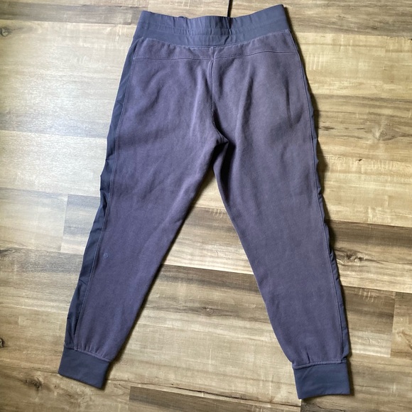 [Lululemon] Get Going Jogger in Dark Shadow 8 - Picture 4 of 11